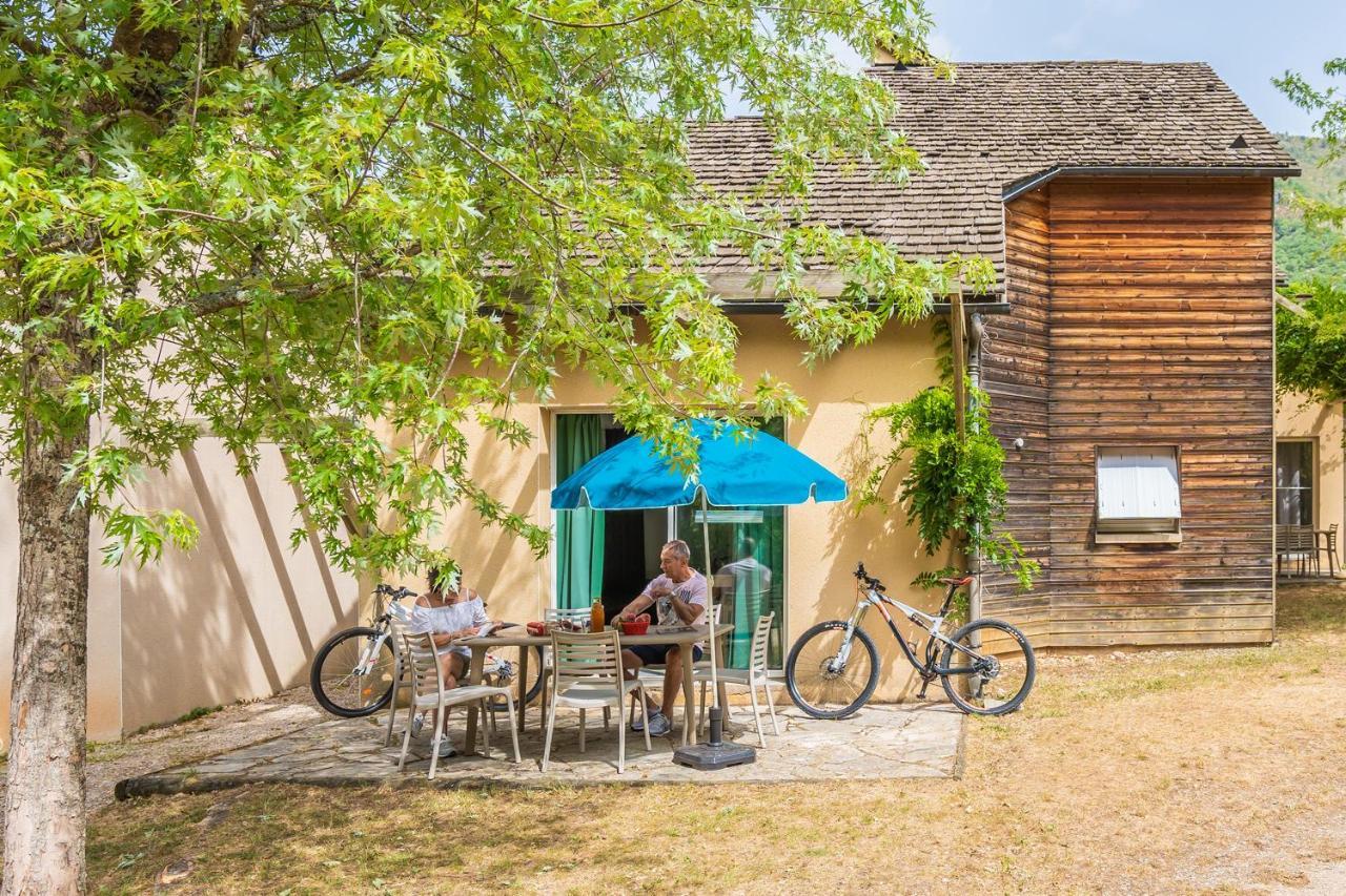 Village De Gites De Blajoux Quezac  Eksteriør bilde