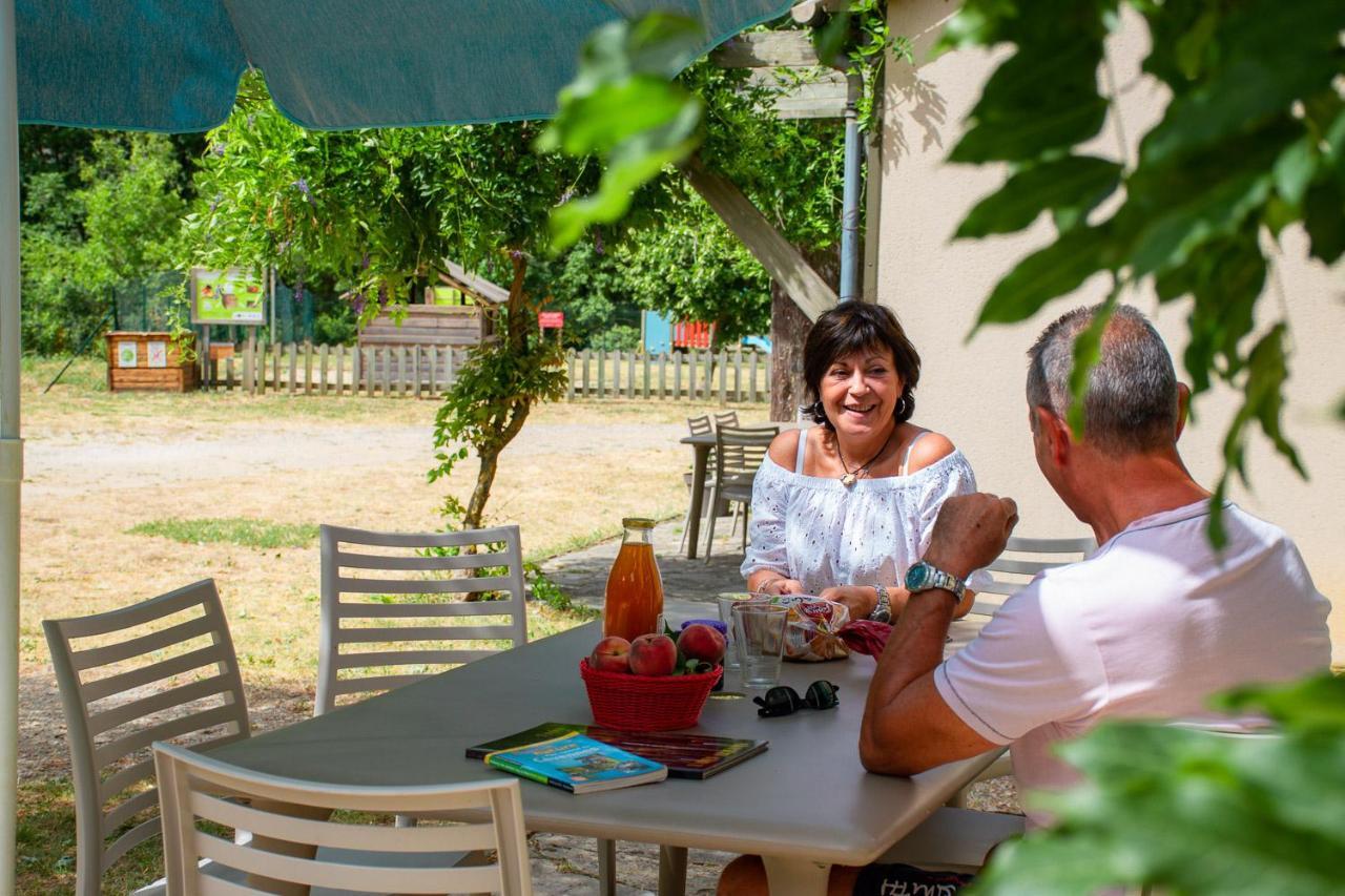 Village De Gites De Blajoux Quezac  Eksteriør bilde
